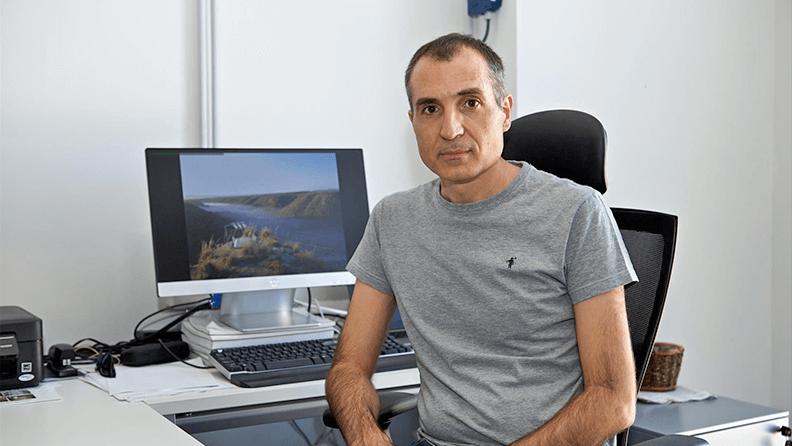 El investigador distinguido de la Universidad de Alicante (UA) Fernando Maestre Gil. EFE/Roberto Ruiz de Zafra