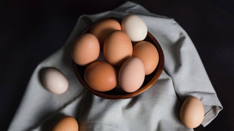 Cuenco con huevos, medidas para combatir la inflación