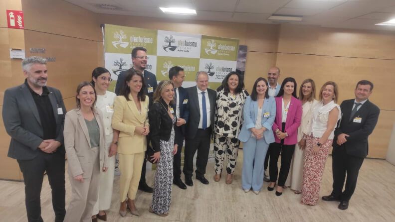 Proyecto Oleoturismo España, impulsado por la Asociación Española de Municipios del Olivo (Aemo). Efeagro/J.J Ríos
