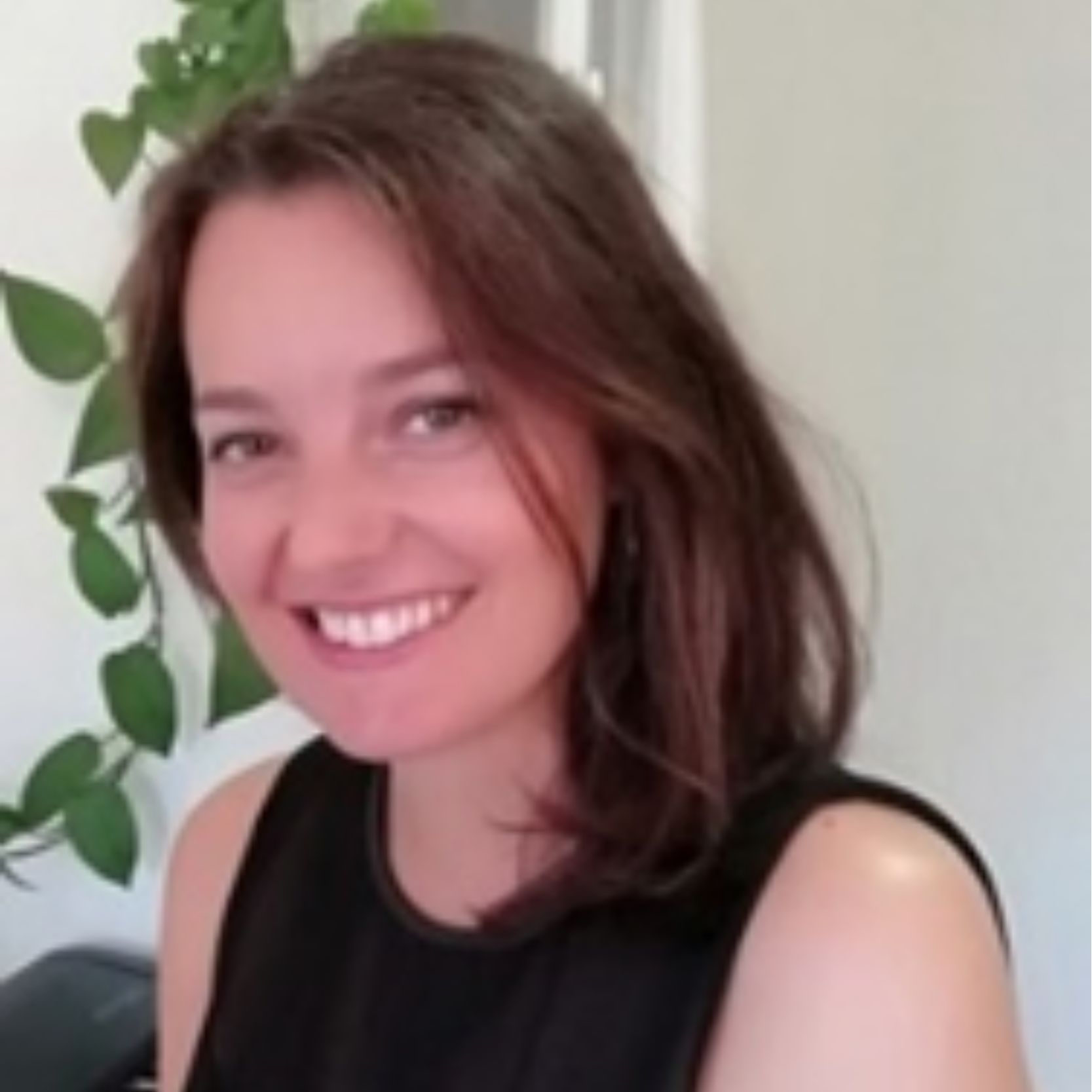 Sara Marcos Espín autor