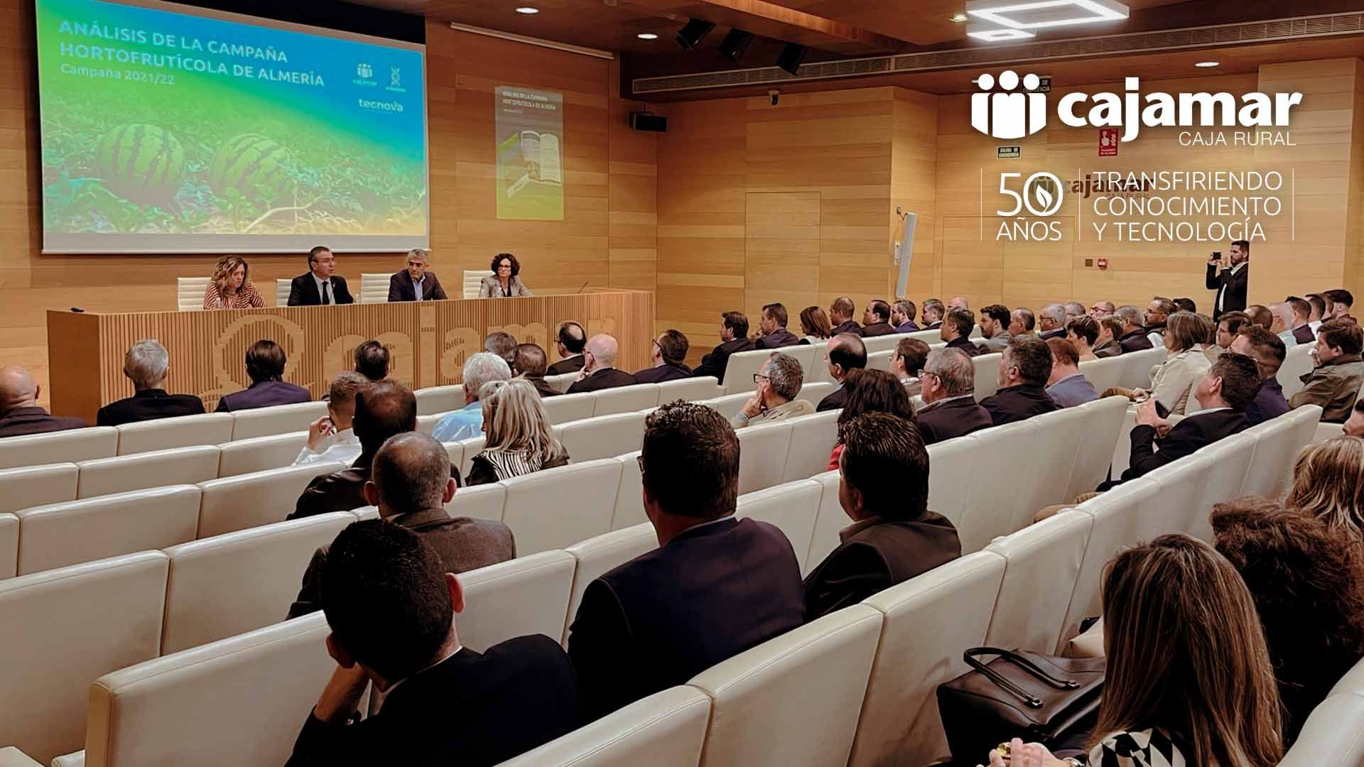 Presentación del Informe de la Campaña de Almería en la sede de Cajamar