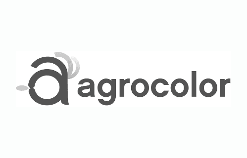Logotipo de Agrocolor con un diseño circular y el nombre en texto.