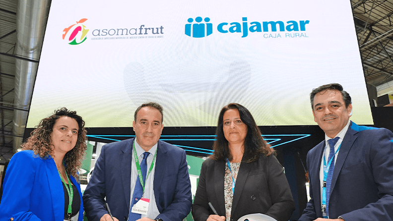Convenio entre Cajamar y Asomafrut en Fruit Attraction 2023