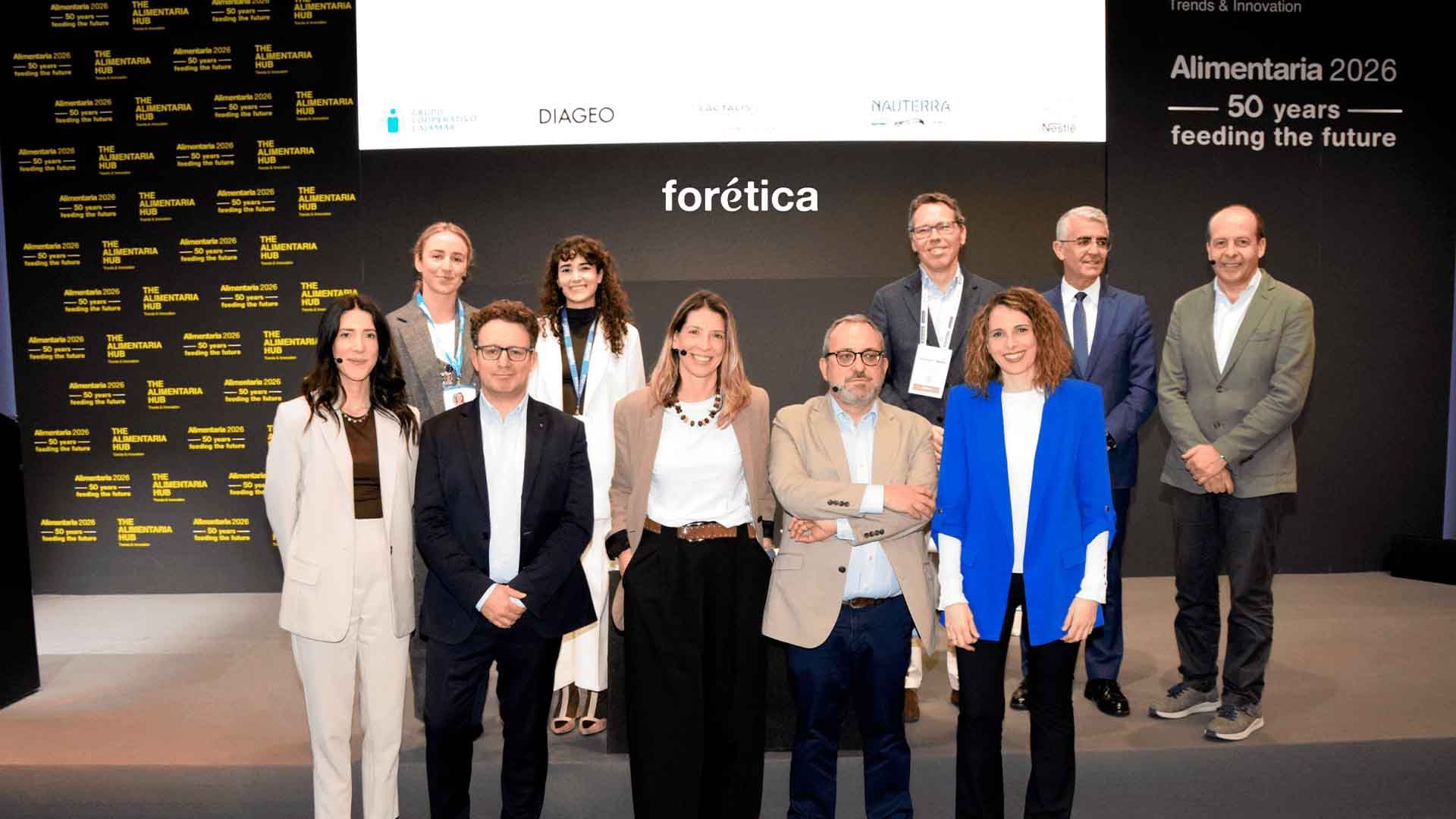 Grupo de personas en el evento Alimentaria 2026 de Forética.