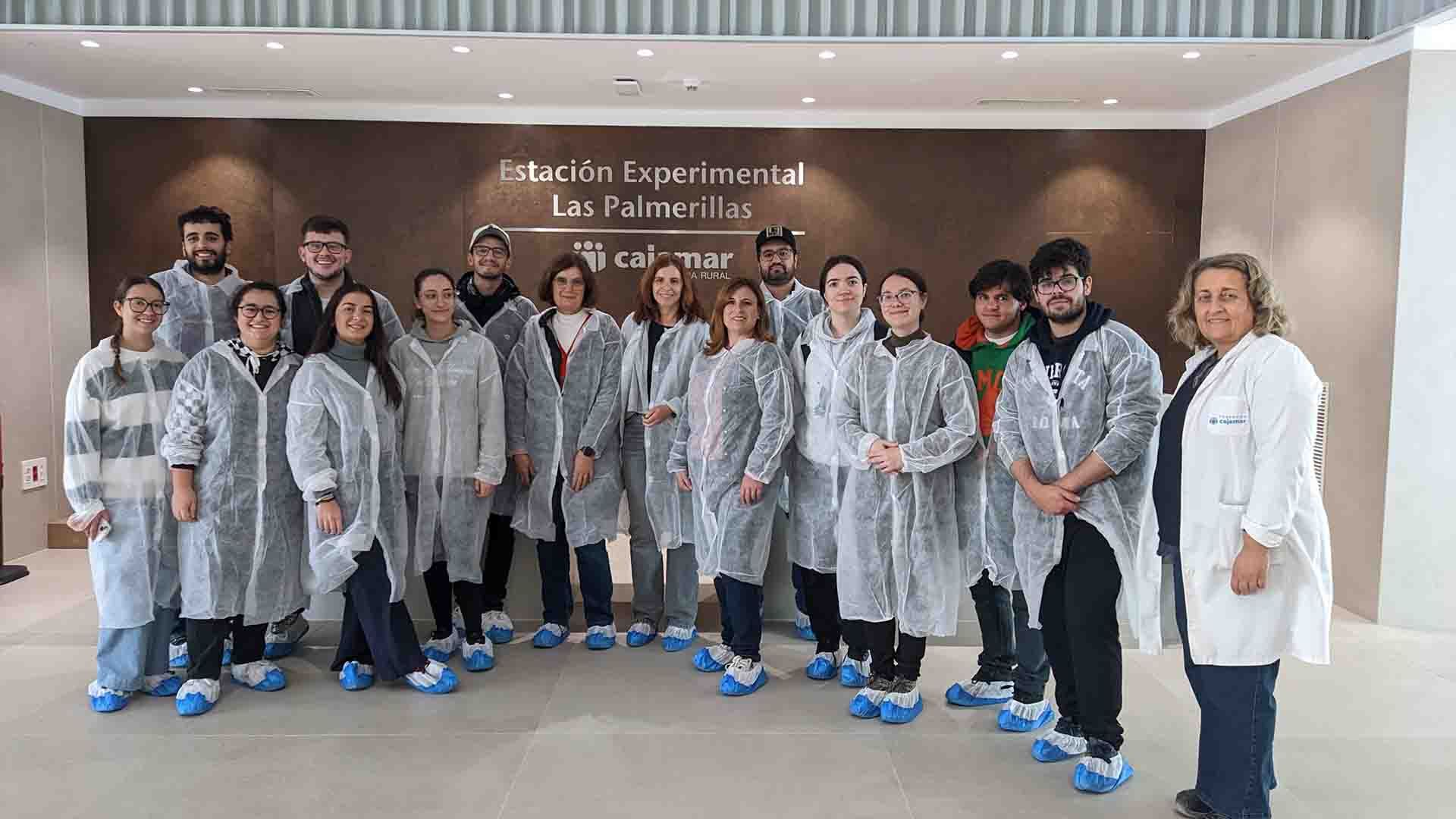 Visita de alumnos de máster.