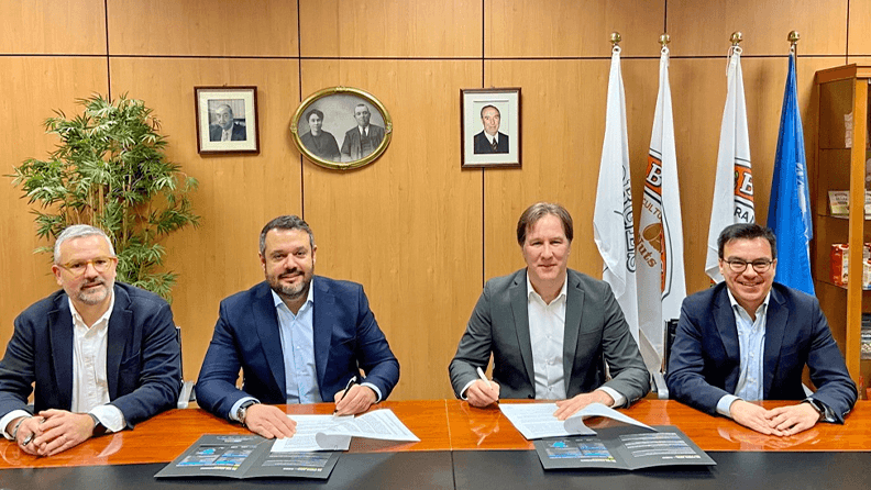 Acuerdo firmado entre el presidente y consejero delegado de Borges International Group, David Prats Palomo, y el director territorial de Cajamar en Cataluña, Martín Tomás Guirao