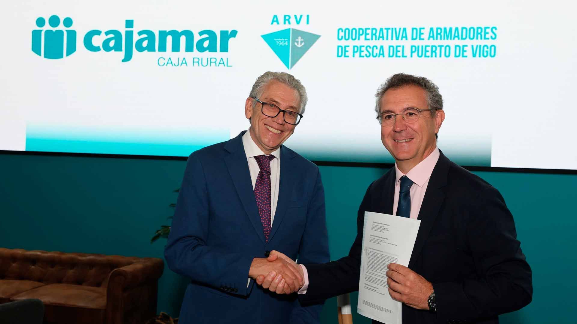 Firma del convenio con ARVI.