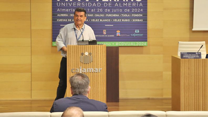 Miguel Ángel Domene Ruiz, responsable del Área de Alimentación y Salud y de los laboratorios del Ecosistema de Innovación Agroalimentaria de Grupo Cajamar