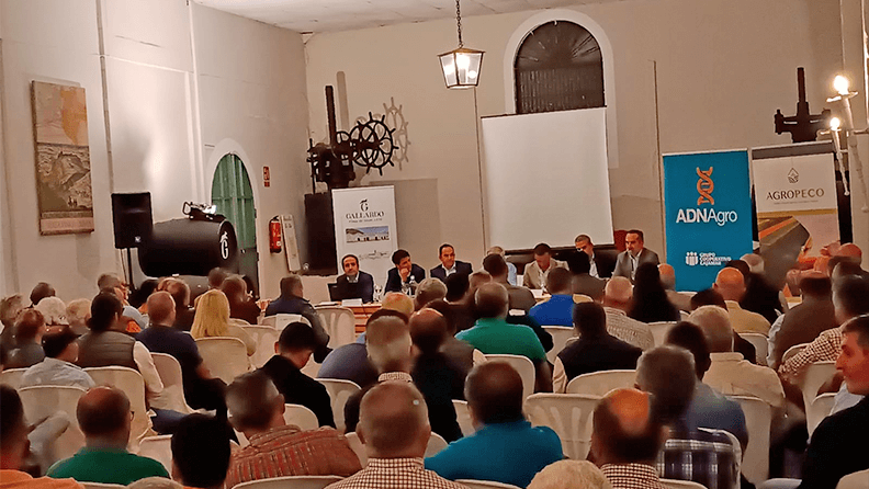 Más de 150 productores de la Janda (Cádiz) conocen las novedades de la PAC
