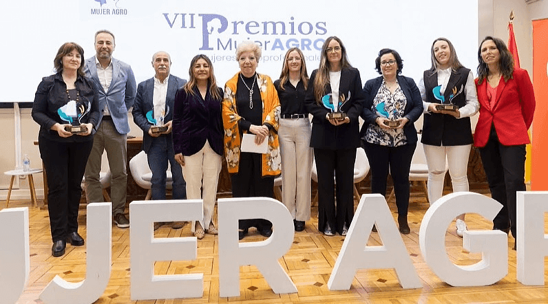 web-premios-mujer-agro-2025-2.png