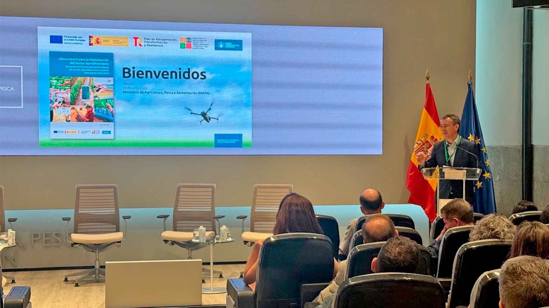 Eduardo Baamonde, presidente de Cajamar, durante el acto de presentación.