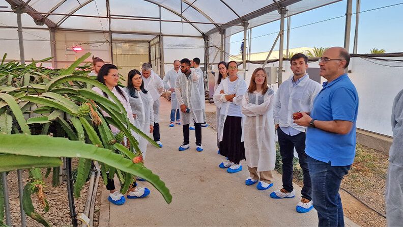 Los emprendedores conocen la Estación Experimental Cajamar.