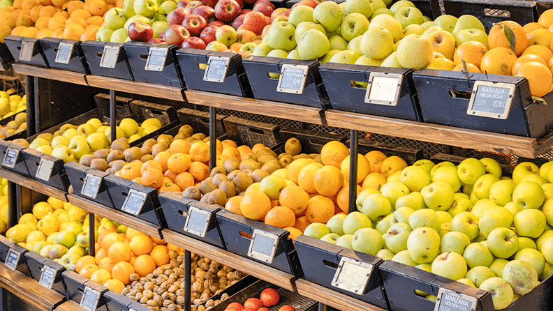 Frutas en supermercado