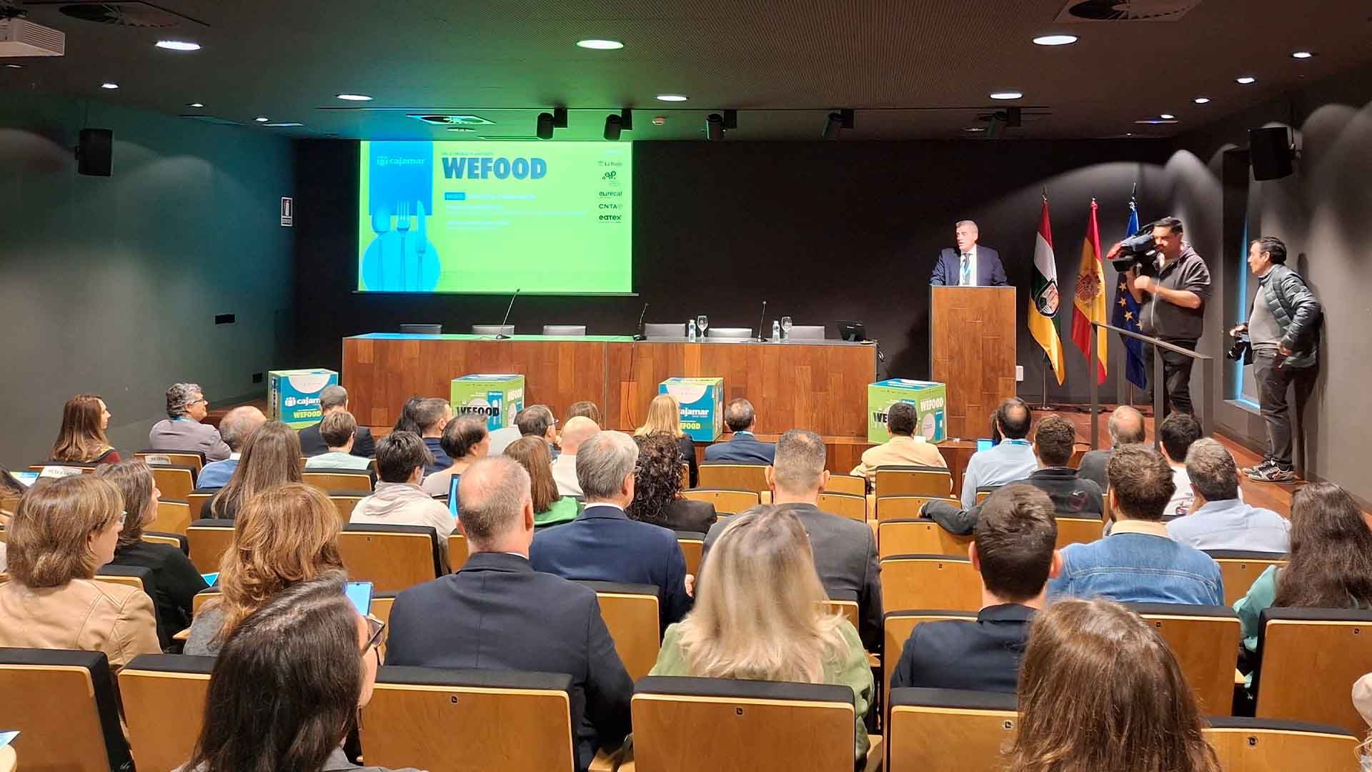 El director territorial de Cajamar en La Rioja, José Antonio Montero.