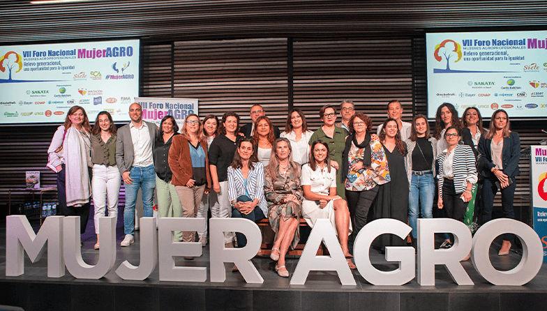 Foto familia de VII Foro Nacional MujerAGRO